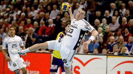 Chancenlos: Die Berliner Füchse verloren das Spitzenspiel gegen THW Kiel.