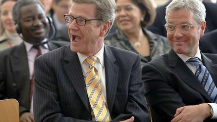 Für Bonn Werbung zu machen, macht Spaß. Diesen Eindruck hinterlassen zumindest Außenminister Guido Westerwelle (FDP) und Umweltminister Norbert Röttgen (CDU), die am Mittwoch bei einer Botschafterkonferenz darum warben, den Sitz des Weltbiodiversitätsrates in Bonn zu installieren. 