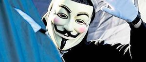 Ohne Gesicht. Die Maske ist das Erkennungszeichen der Hackergruppe Anonymous. Vor allem mit Beginn der Occupy-Proteste im vergangenen Jahr wurde sie als Symbol der Globalisierungskritiker bekannt. 