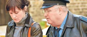 Neue Kommissarin: Rusch (Sophie Rois) mit Polizist Krause (Horst Krause).Foto: RBB