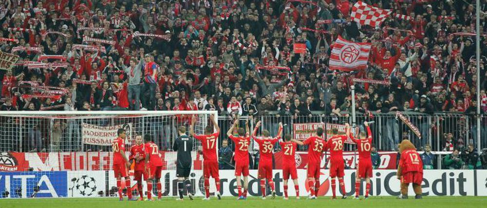 Die Bayern lassen sich feiern, Real Madrid wurde mit 2:1 bezwungen.