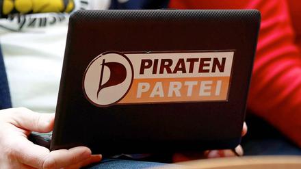 Die Piraten reiten auf einer Erfolgswelle - die anderen Parteien schauen verunsichert zu.