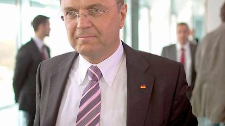 Glaubt nicht, dass die NPD zur Gründung der NSU geführt hat: Innenminister Hans-Peter Friedrich (CSU)