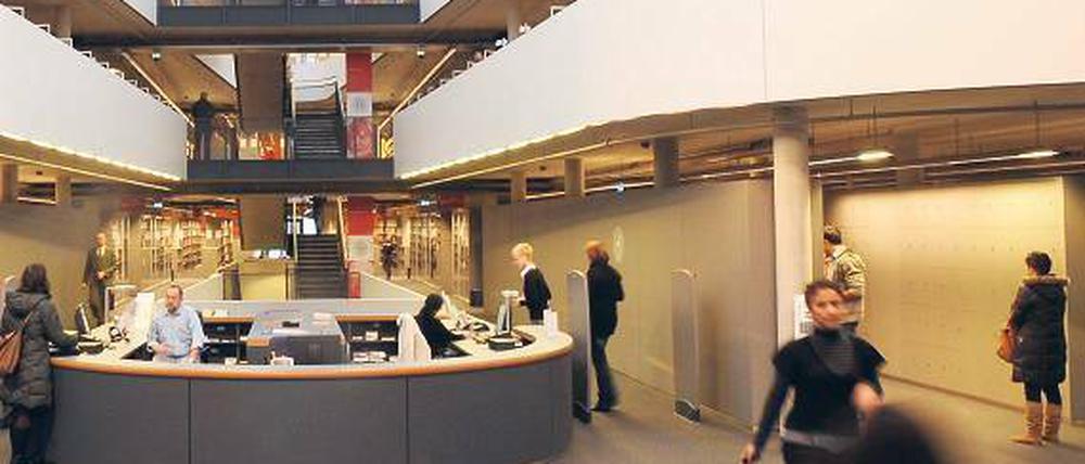 Auf den Tüv warten. Die meisten Studiengänge an der FU sind noch nicht akkreditiert.