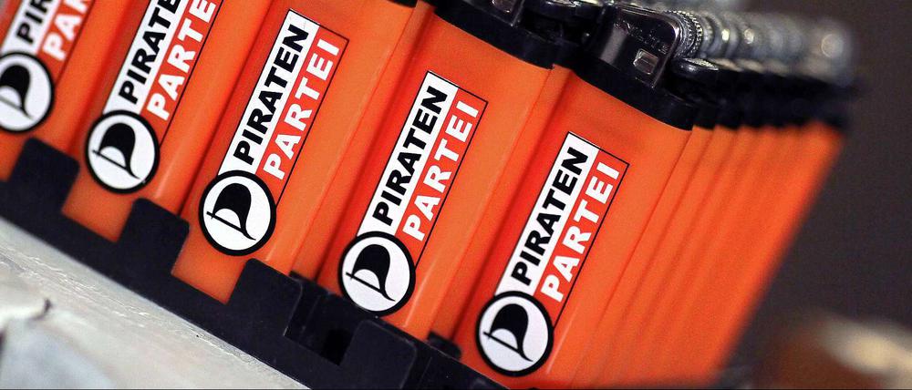 Für ihren Umgang mit rechten Mitgliedern stehen die Piraten in der Kritik.
