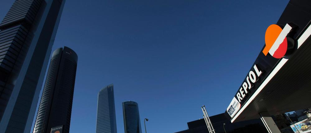 Schiefer Blick: In der Konzernzentrale in Madrid ist man gar nicht erfreut über den Coup der argentinischen Präsidentin.