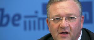 Frank Henkel (CDU). Innensenator von Berlin.