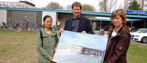 Landschaftsarchitekt Steffen Brodt und sein Team: Sylvia Martin (rechts) und Liu Qin Zi.