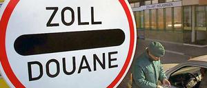 Deutschland und Frankreich wollen aus Angst vor illegaler Einwanderung wieder nationale Landesgrenzen kontrollieren lassen.