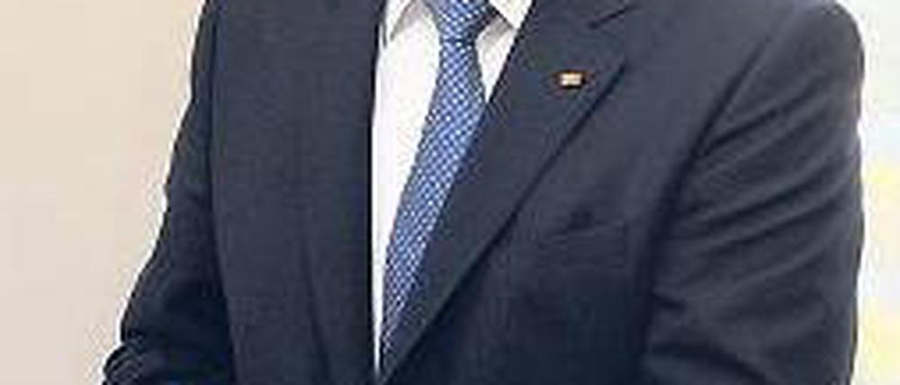 Aus dem Antiquariat. Nun kann Joachim Gauck noch besser philosophieren. Foto: dapd