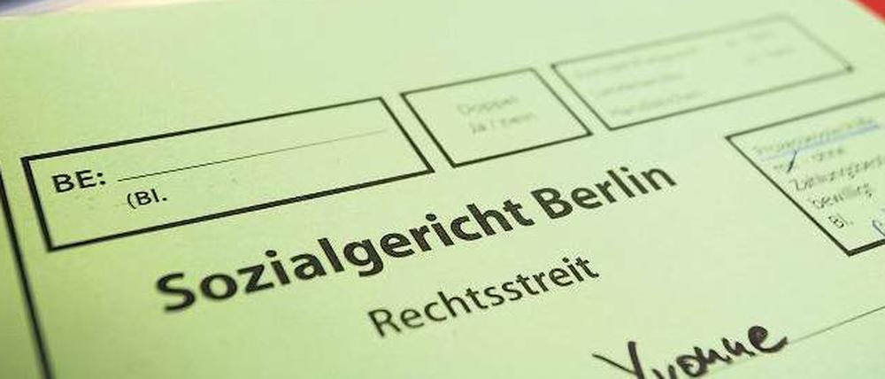 Harte Fälle. Die Hartz-IV-Regelsätze sind verfassungswidrig – das hat das Sozialgericht am Mittwoch entschieden. Auch viele Parlamentarier sehen Änderungsbedarf. 