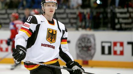 Umzug geht vor. Christian Ehrhoff spielt bei der Eishockey-WM nicht für Deutschland.