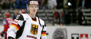 Umzug geht vor. Christian Ehrhoff spielt bei der Eishockey-WM nicht für Deutschland.