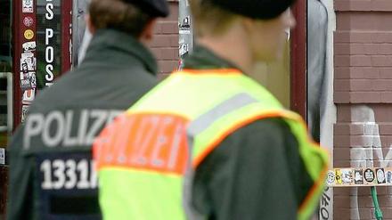 Am Rande der 1. Mai Demo fanden Polizisten gefährliche Rohrbomben.
