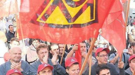 Warnstreiks. Die IG Metall will die Proteste in dieser Woche verschärfen. Foto: dpa
