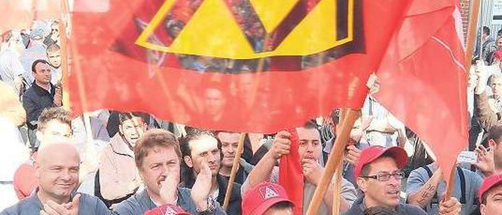 Warnstreiks. Die IG Metall will die Proteste in dieser Woche verschärfen. Foto: dpa
