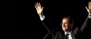 Francois Hollande: Man könnte glauben, er sei schon Präsident.