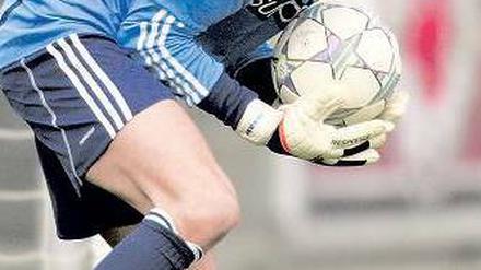 Zu oft verletzt, zu unbeständig. René Adler will beim Hamburger SV das Gegenteil beweisen und sich auch wieder für die Nationalmannschaft empfehlen.