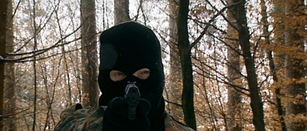 Die nachgespielte Szene in Aktenzeichen XY zeigt den unbekannten Täter.
