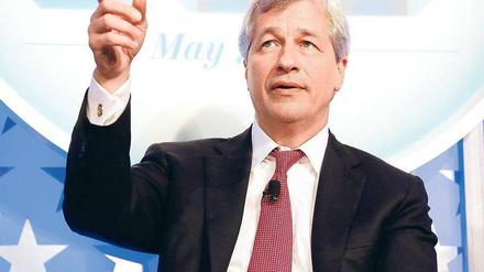 In Erklärungsnot. Der bis vor kurzem noch gefeierte JP-Morgan-Chef Dimon muss nun für den Fehler geradestehen. Foto: AFP