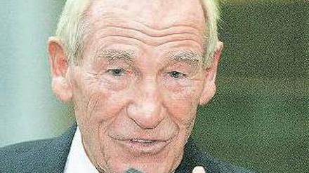 Legende. Bert Trautmann, 88. Foto: dapd