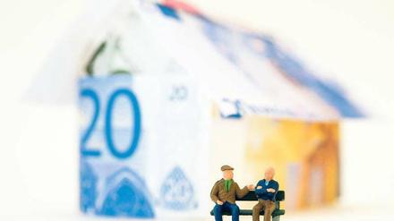 Kaum altersgerecht. Nur etwa ein Prozent der knapp 40 Millionen Wohnungen in Deutschland sind altersgerecht. Wegen des demographischen Wandels wird der Bedarf aber bis auf drei Millionen Wohnungen im Jahr 2020 anwachsen. Foto: dpa