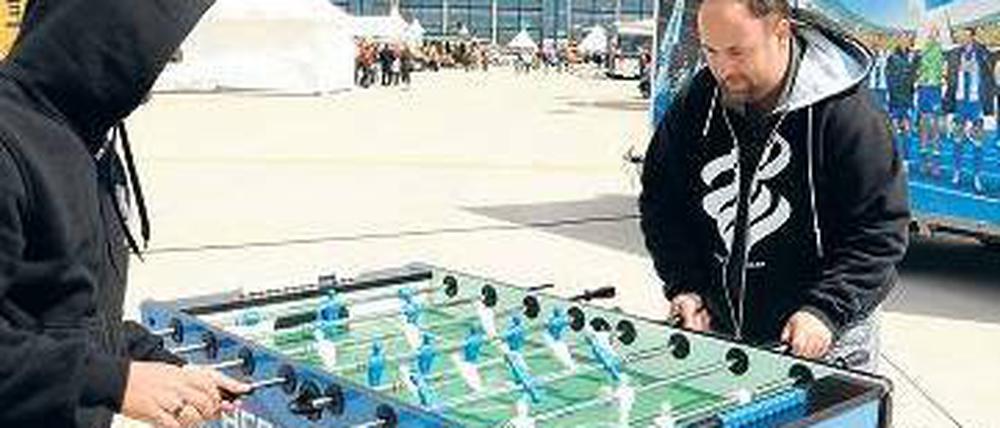 Berlin rotiert.