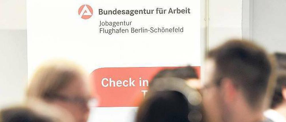 Die Jobmaschine läuft weiter.
