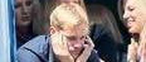 Aufstieg feiern? So wie Maximilian Beister ging es den meisten Fortunen. Foto: dpa