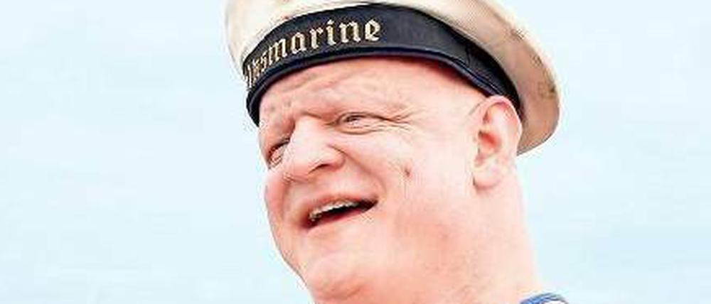 Elektro-Popeye. Roger Baptist alias Rummelsnuff pflegt das Männerbild der Eisenzeit – nicht nur am Herrentag.