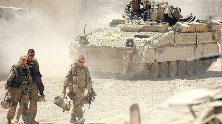 An der Front. Die Bundeswehr beteiligt sich zurzeit noch mit 4740 Frauen und Männern an der internationalen Schutztruppe Isaf. 