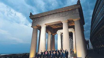 Die Familie wird immer größer. Zum Nato-Gipfel in Chicago waren auch 13 Nicht-Mitglieder geladen. 