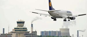 In Tegel wird es noch enger, das Nachtflugverbot hier war bislang strenger als das geplante am neuen Großflughafen BER.