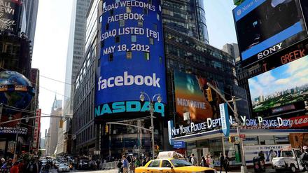 Am New Yorker Timesquare heißt die US-Technologiebörse Nasdaq den Neuling willkommen.