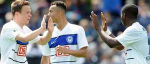 Jerome Kiesewetter (M.) und seine Teamkollegen Nils Fiegen (l.) und Roussel Ngankam-Hontcheu (r.). Bald trennen sich die Wege. Kiesewetter wechselt nach Stuttgart.