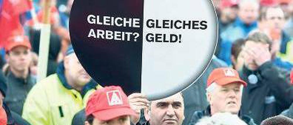 Die IG Metall hat gerade Zuschläge für die Leiharbeitskräfte ausgehandelt. Dagegen sorgte die dubiose Christengewerkschaft für Lohndumping und Billigtarife. Foto: dpa