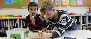 In der Kiekemal-Grundschule in Mahlsdorf wird die Inklusion seit zwei Jahren 2009 erprobt - u.a. mit einer Lernwerkstatt.