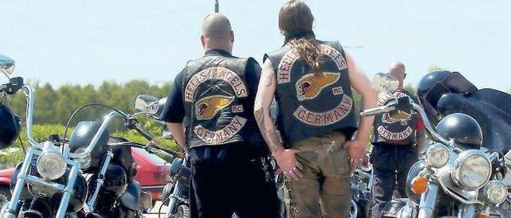 Ausgebremst. Verboten werden die Rockerclubs nicht. Unter Beobachtung aber stehen die Männer in den Lederkutten allemal. 