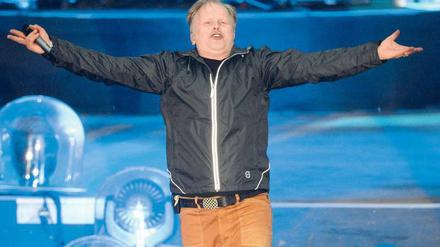 Lasst euch umarmen. Herbert Grönemeyer trotzt dem Wetter.