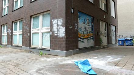 Tatort. In dem Wohnblock in der Köthener Straße, in direkter Nachbarschaft zum Potsdamer Platz, geschah das Verbrechen.