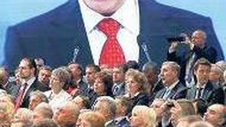 Wieder da: Der neue, alte Präsident Wladimir Putin beim Kongress der Partei "Einiges Russland". 