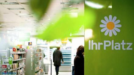 Auch die Schlecker-Tochter IhrPlatz kippelt: Am Freitag sprang der Investor ab. 