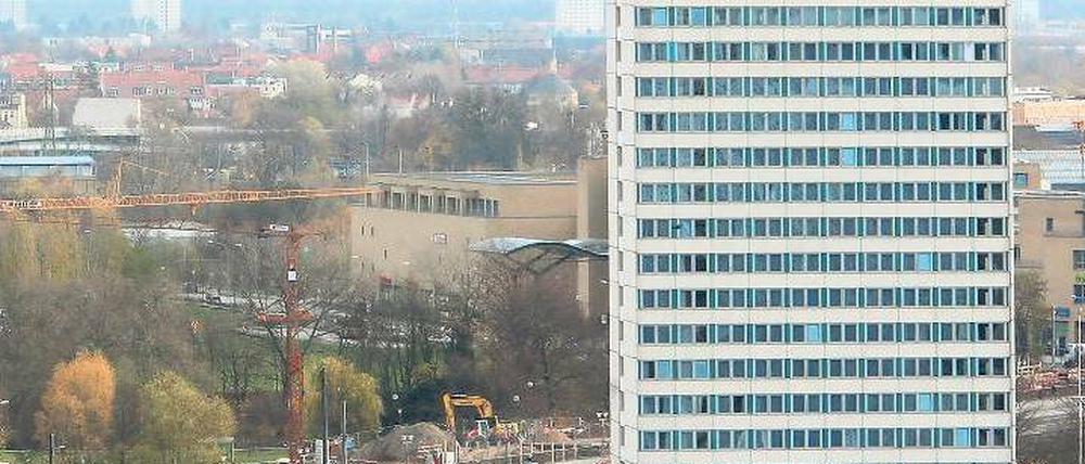 Standortbestimmung. Das Mercure-Hotel soll jetzt doch nicht der geplanten Kunsthalle weichen. Foto: dpa