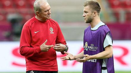 Kein Raum für Fehler. Polens Coach Franciszek Smuda, hier mit Mittelfeldspieler Jakub Blaszczykowski, darf sich gegen Griechenland keinen Fehlstart ins EM-Turnier erlauben.