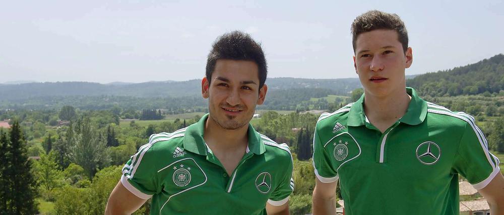 Julian Draxler (r.) und Ilkay Gündogan haben noch eine gute Woche Zeit, um Bundestrainer Joachim Löw von sich zu überzeugen. 