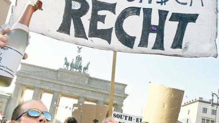 Kapitalismus, nein danke: Immer mehr Menschen protestieren – wie hier in Berlin – gegen den Massenkonsum und die Macht der großen Konzerne.