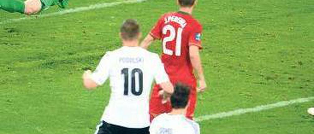 Das sitzt. Mario Gomez landet