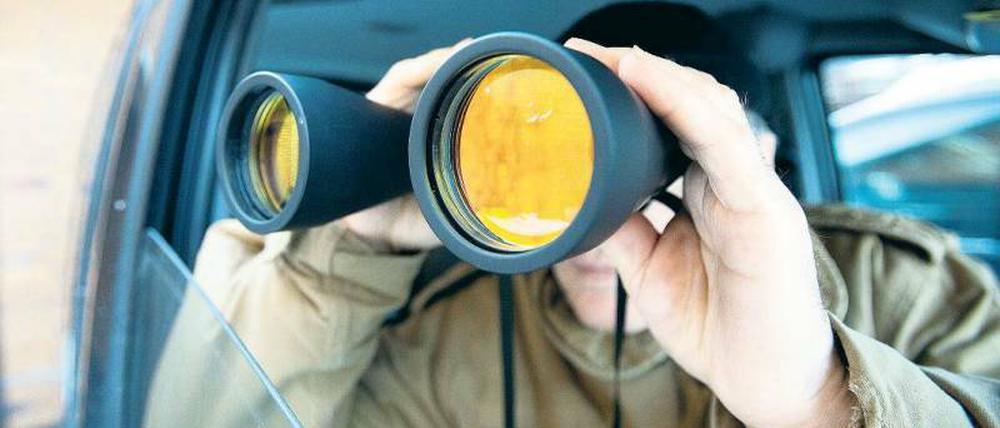 Verdächtiger gesichtet. Ob Ermittler, Sicherheitsberater, Richter, Staatsanwälte, Steuerberater oder investigative Journalisten - der Masterstudiengang „Criminal Investigation“ ist für viele geeignet. Jobchance im Anschluss: gut. Foto: dpa