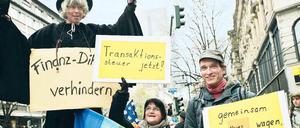 Bunt und erfolgreich. Eine Finanztransaktionssteuer war eine der zentralen Forderungen der Occupy-Bewegung, um die Märkte zu zähmen. Sie könnte jetzt teilweise erfüllt werden. Die Protestwelle der Globalisierungsgegner ist hingegen abgeebbt. Foto: dapd