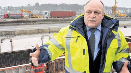 Typ Bulldozer. Horst Amann soll neuer Chefplaner des BER werden.